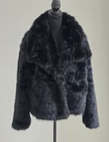 Kunstfell Jacke schwarz Grösse M