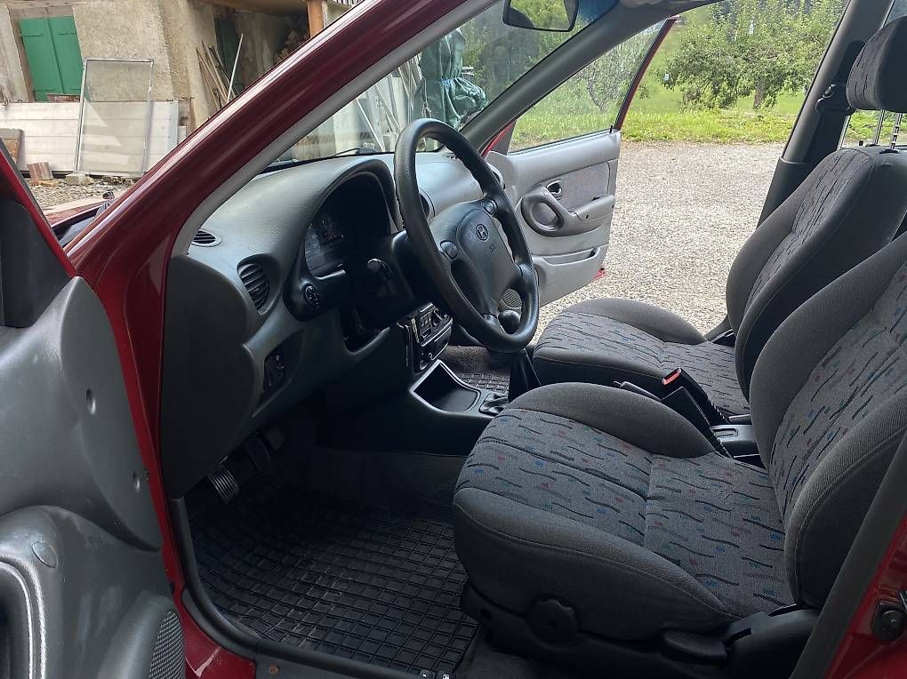 Autos: HYUNDAI ACCENT expertisée – Gebraucht aus Les Diablerets von gen_t5qf 3