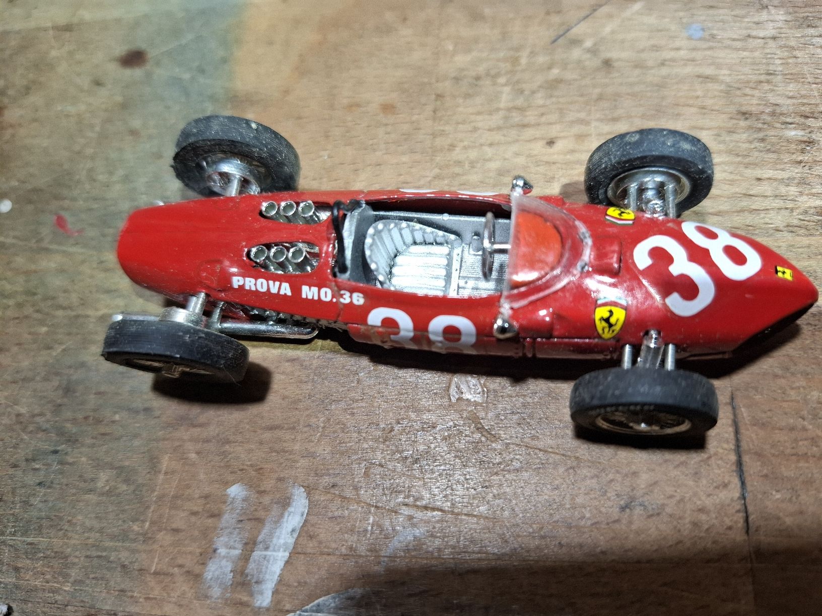 Brumm Modellini d'auto: Modell Ferrari156 F1 – Usato da Flaach venduto da maniv6 2