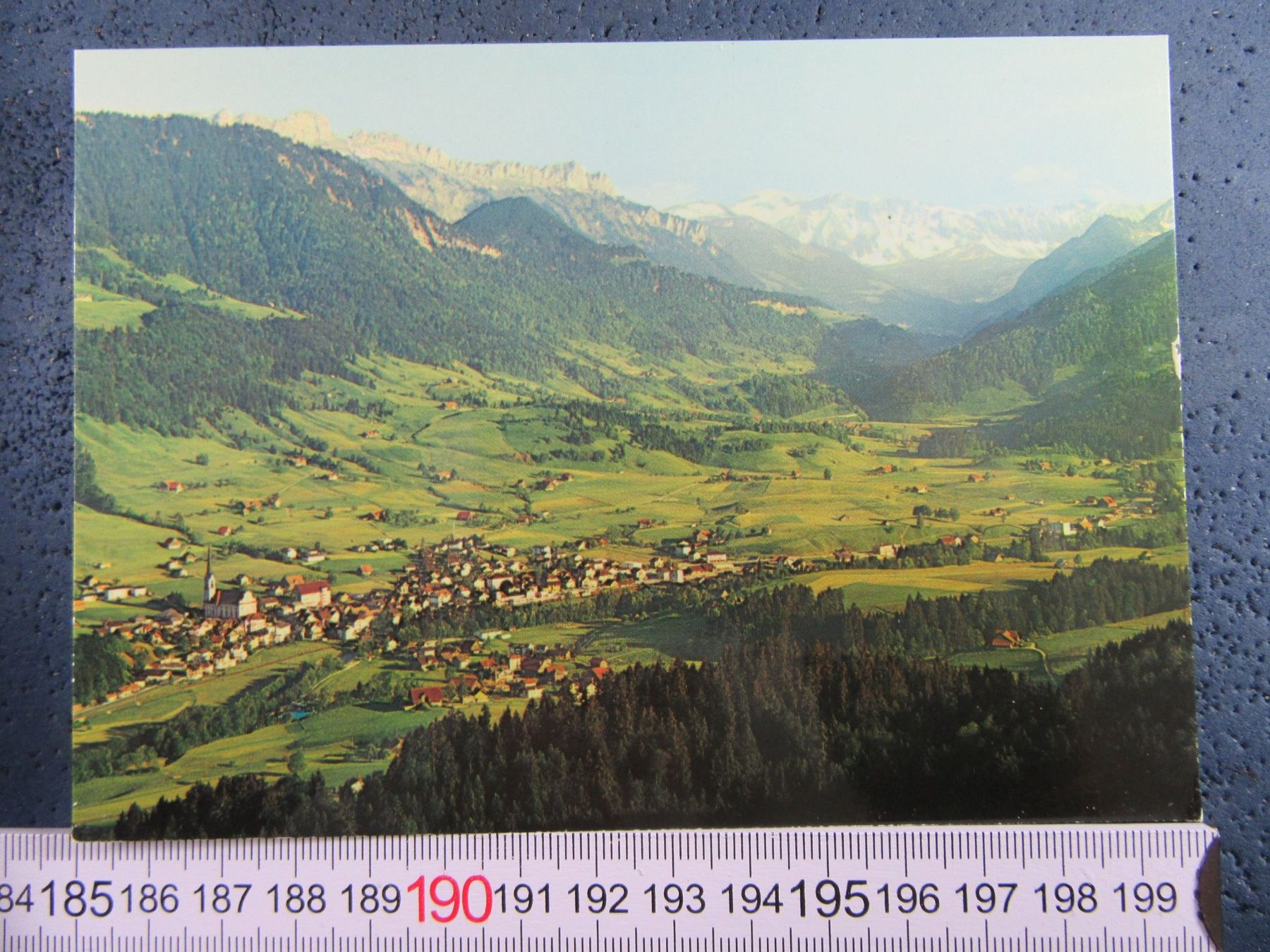 Cartoline postali: SCHÜPFHEIM LU AK LUFTBILD – Usato da Ettingen venduto da Hausi4711