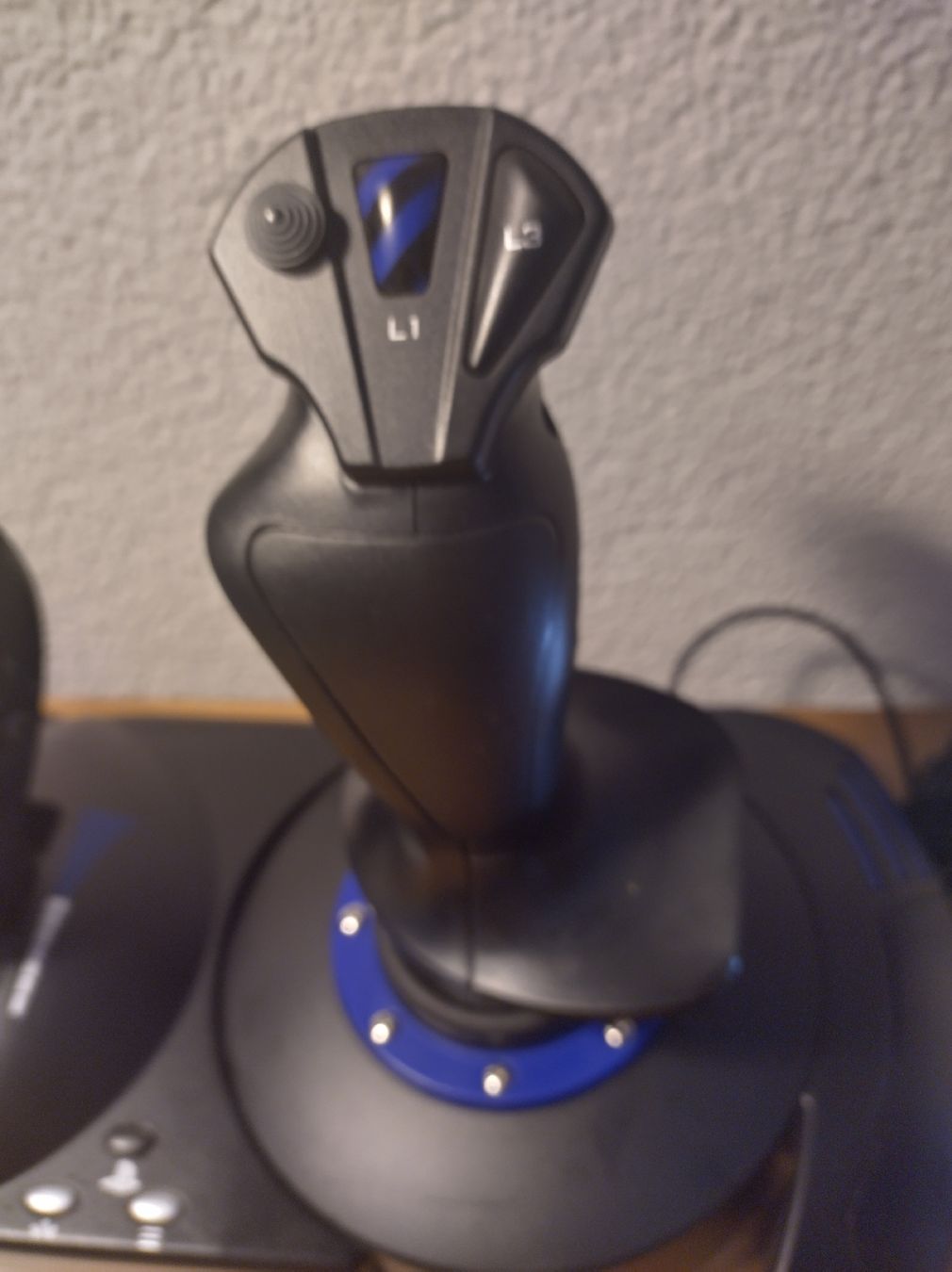 Thrustmaster Controller: T.Flight Hotas 4 Trustmaster for PS5 / PS4 / PC – Usato da Bern venduto da tobler79 2