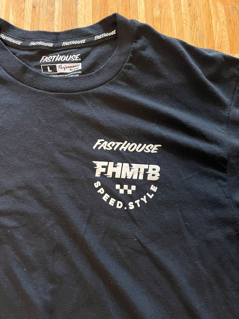 T-Shirts: FasthouseT-Shirt schwarz, Grösse L – Gebraucht aus Zürich von Vertrider 1