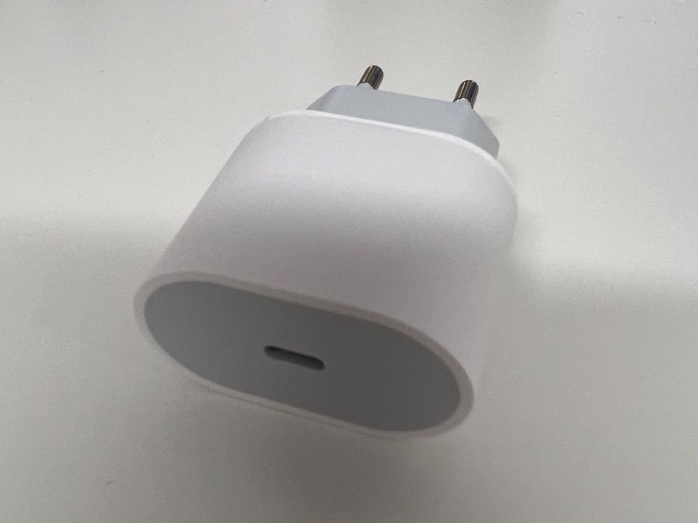 Original Apple USBC 20 W Power Adapter für Apple iPhones Kaufen auf