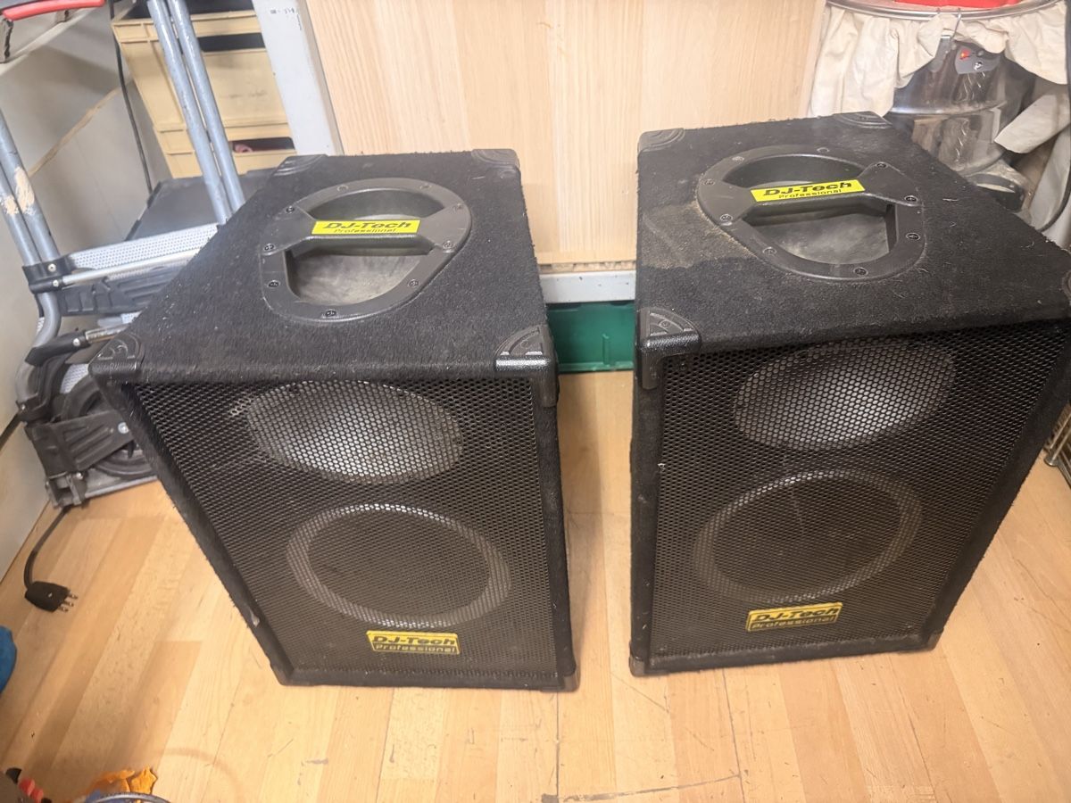Casse acustiche: Pair Enceinte  – Usato da Thônex venduto da mar_pz72