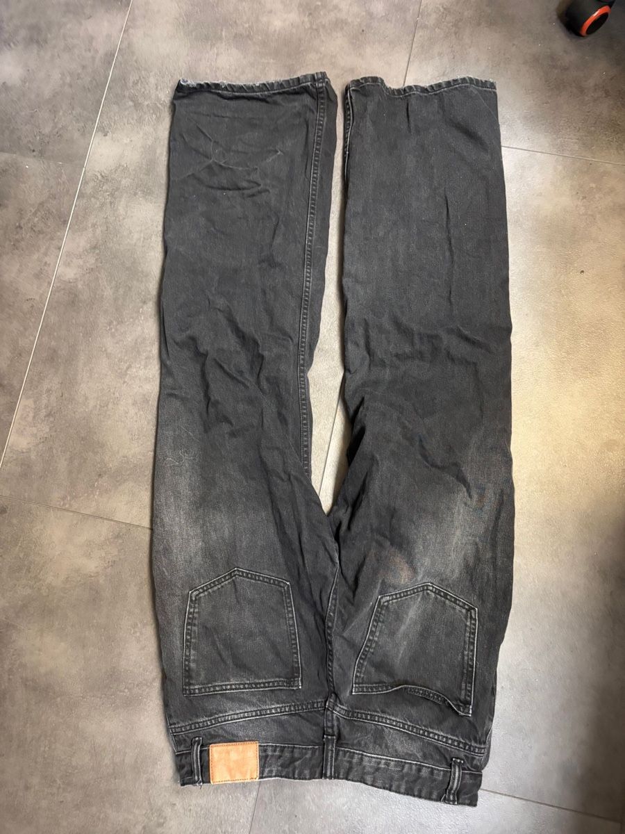 Bershka Jeans: 4 Jeans Hosen von Bershka und Pull&Bear – Usato da Therwil venduto da vin_fx2q 6