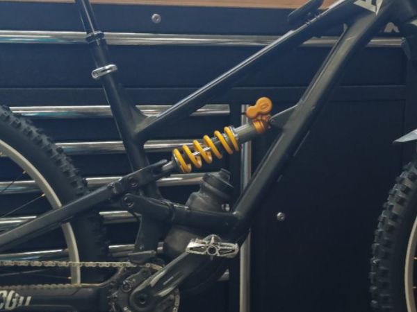 Ersatzteile: Ohlins ttx22 m2 coil 230x65 – Gebraucht aus Chur von enr_w7dk