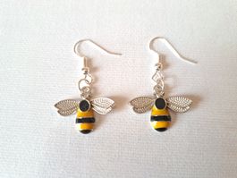 Süsse silberfarbige Ohrringe mit Biene Neu Sommerlook!