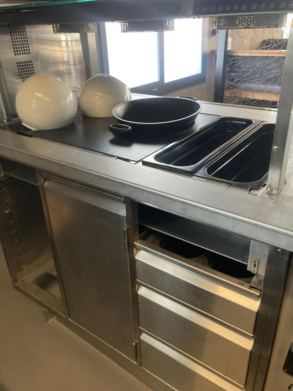 Buffets: Take Away Büffet Beer – D'occasion à Widnau par bla_7xlm 5