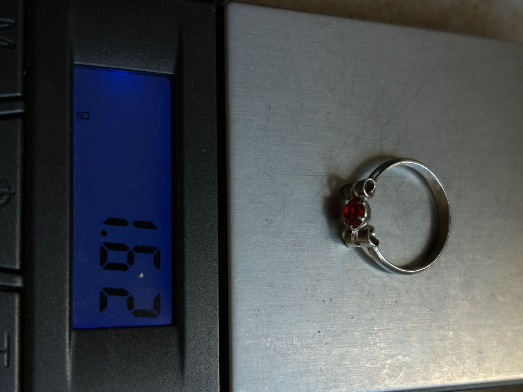 Anelli: Süsser Vintage Ring mit rotem Stein, Grösse 55 – Usato da Laufen venduto da Bellavitaboom 9