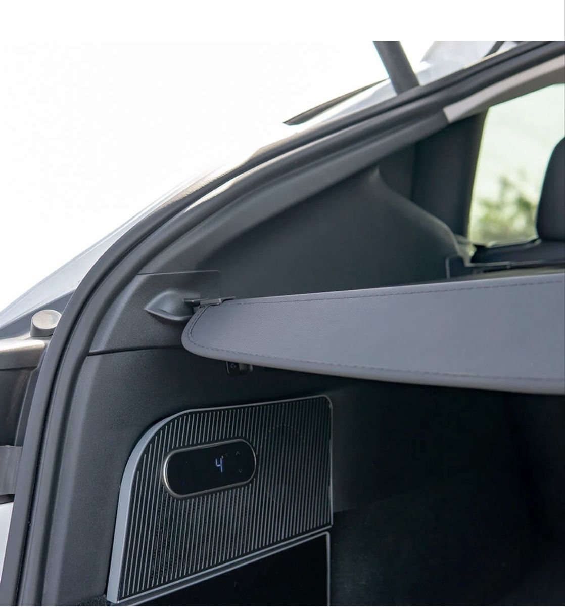 Tesla Tutti pezzi di ricambio auto: Tesla Model Y: Kofferraumabdeckung – Nuovo (secondo la descrizione) da Langenthal venduto da Claudio.R 1