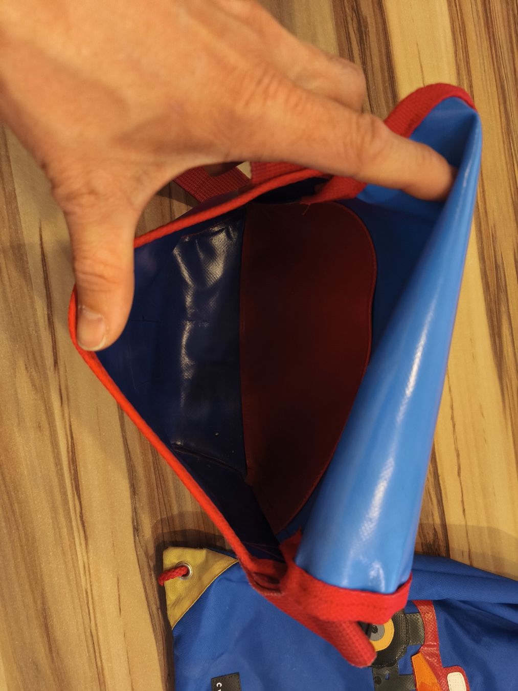 Borse & Zaini: Kindergartentasche Turnsack Wirbelwind – Usato da Niederglatt ZH venduto da Returnfire 3