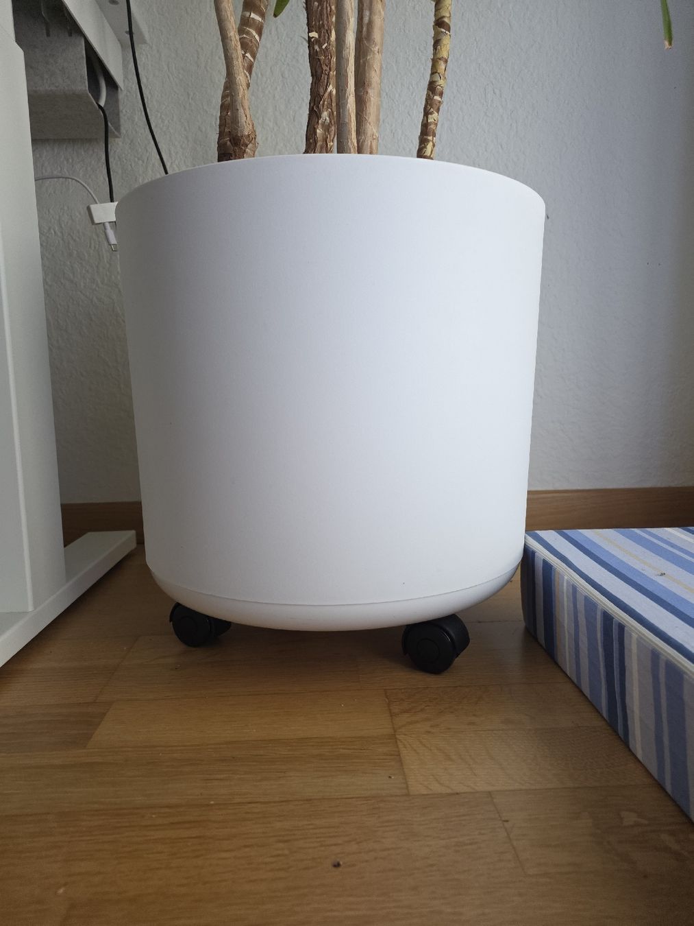 Bicchieri: Blumentopfträger – Usato da Zürich venduto da BesirKaradas 1
