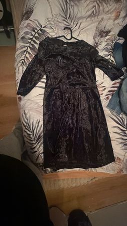 Glitzerkleid