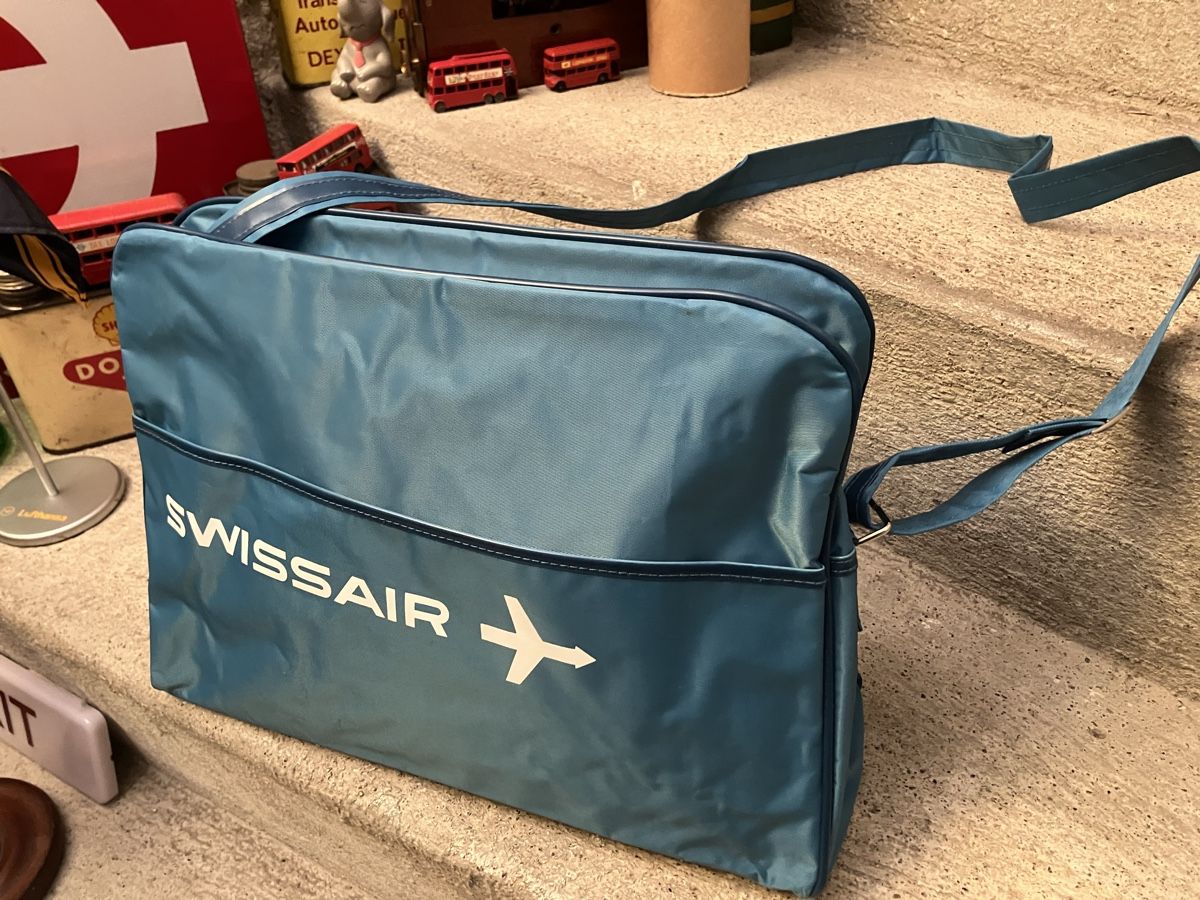 Swissair Borse: Swissair Retro Tasche – Nuovo (secondo la descrizione) da Zürich venduto da Classic_Collection_Zurich