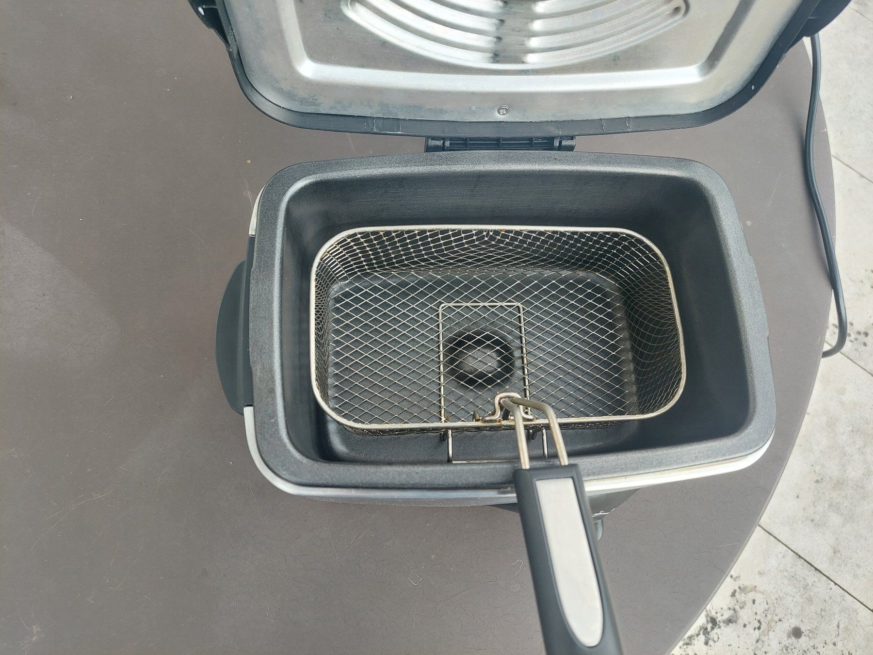 Primotecq Elettrodomestici da cucina: Friteuse mini, ca. 1,3  Liter, ex Fust – Usato da Obfelden venduto da Funke2 1