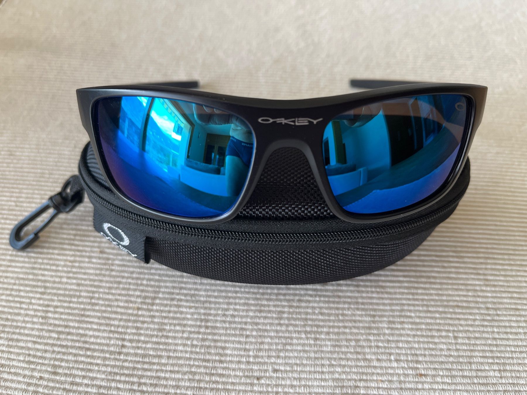 Oakley Brillen & Gläser: Lunette de soleil estampillée Oakley – Neu (gemäss Beschreibung) aus Flanthey von Didiphil 1