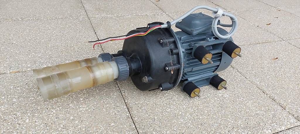 Pompe & Parti di ricambio: Wasserpumpe 900 lt. / min. – Usato da Horw venduto da Zentral50 3