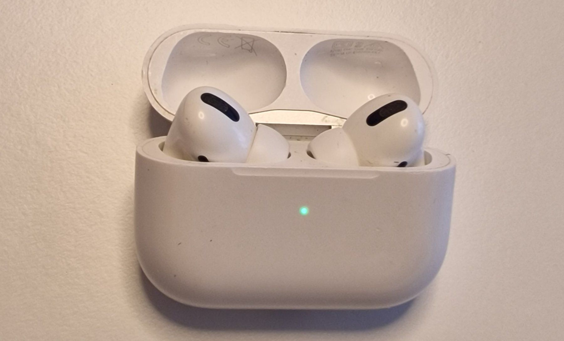 Apple Cuffie: Apple AirPods Pro – Usato da Bassersdorf venduto da ciao555 2