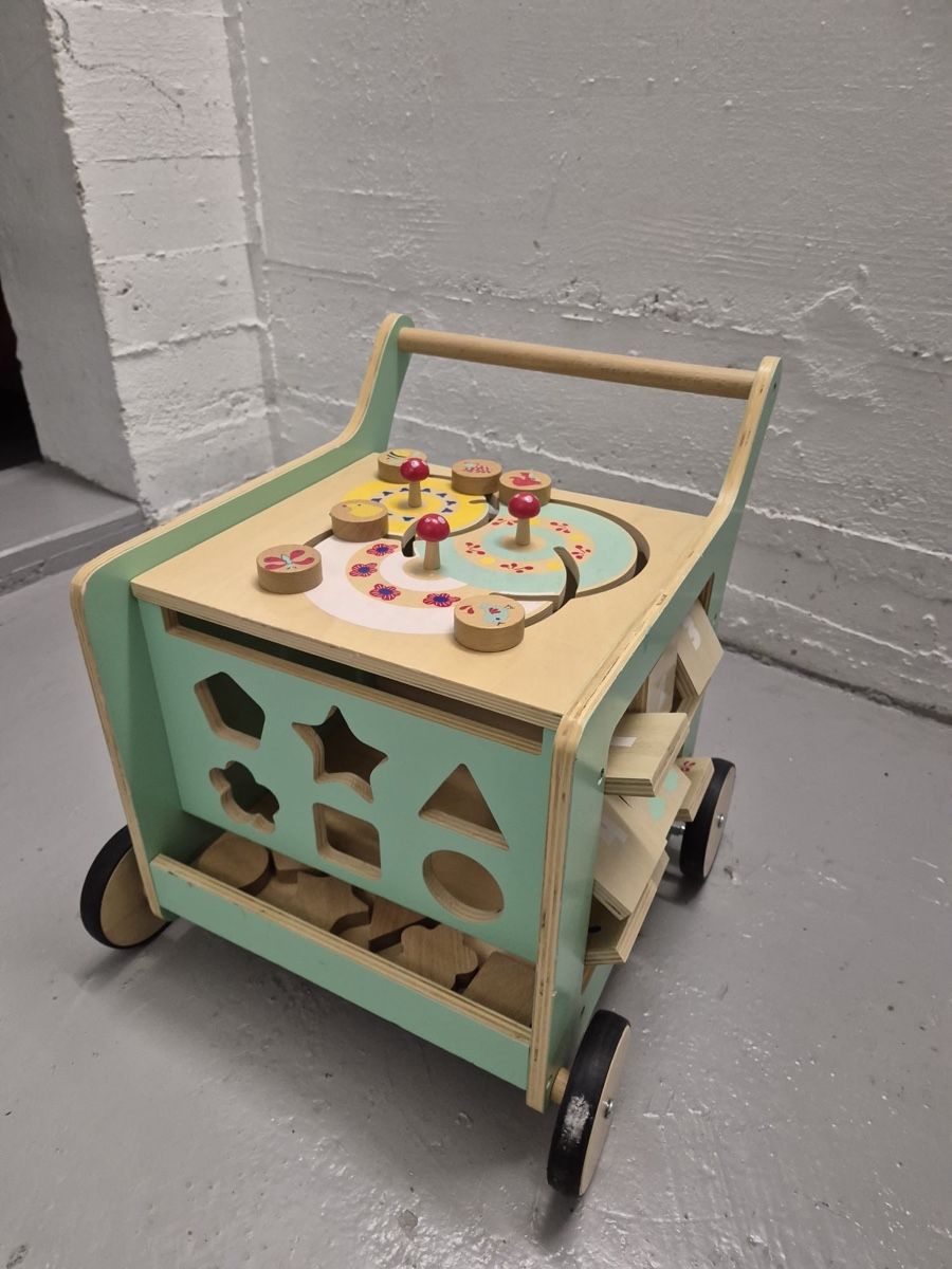 Fahrzeuge für Kinder: Small foot walker  – Neu (gemäss Beschreibung) aus Rüschlikon von Sukhi_H