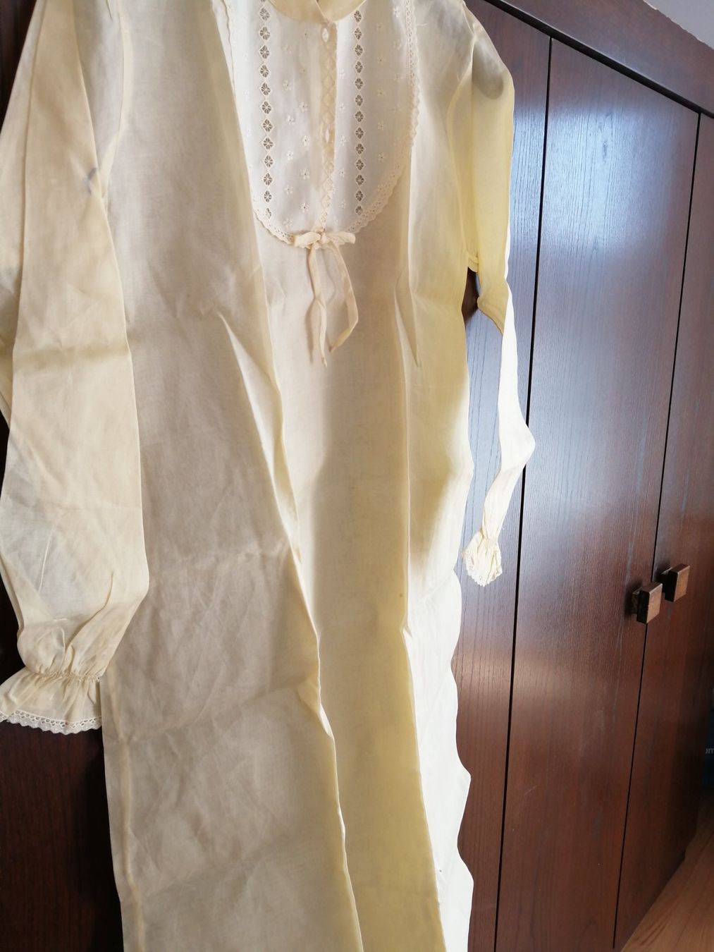 Negligees & Pyjamas: Nachthemd – Gebraucht aus Wetzikon von dan_6lrd 9