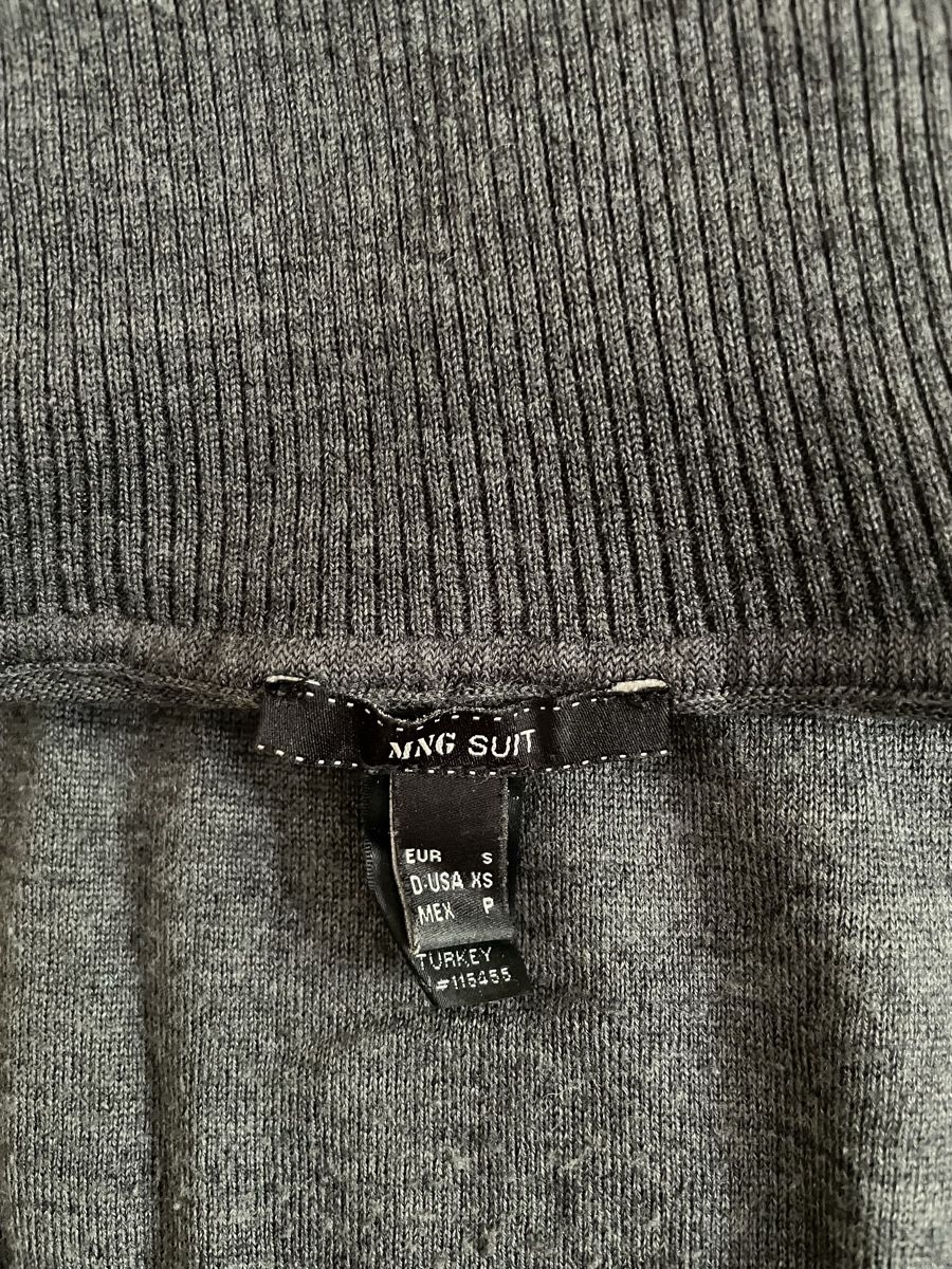 Mango Pulls & Sweat-shirts: Mango Rollkragenpullover – D'occasion à Zug par Ksilo 2