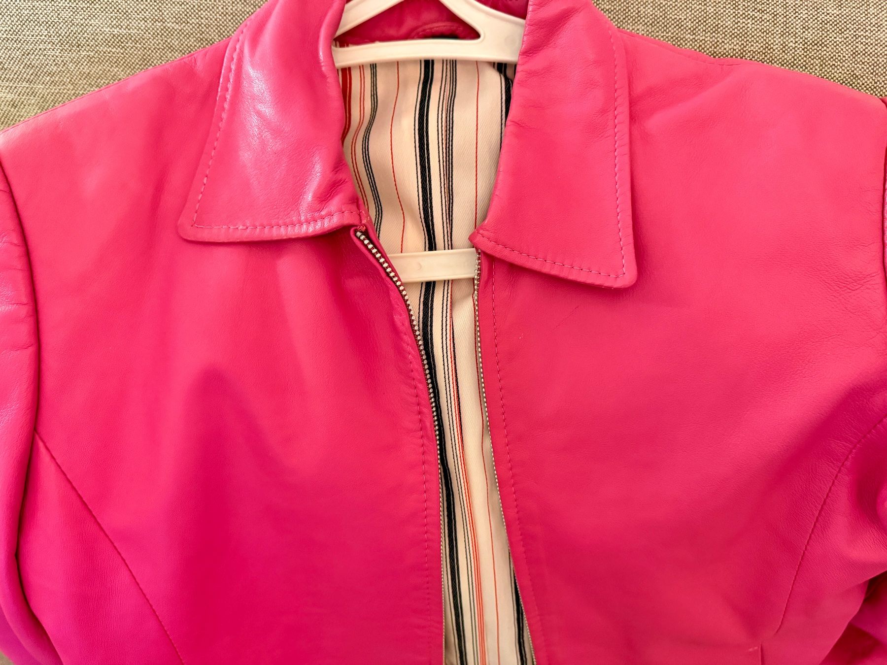 Jacken: Rosa Lederjacke – Gebraucht aus Genève von mar_g5r2 7