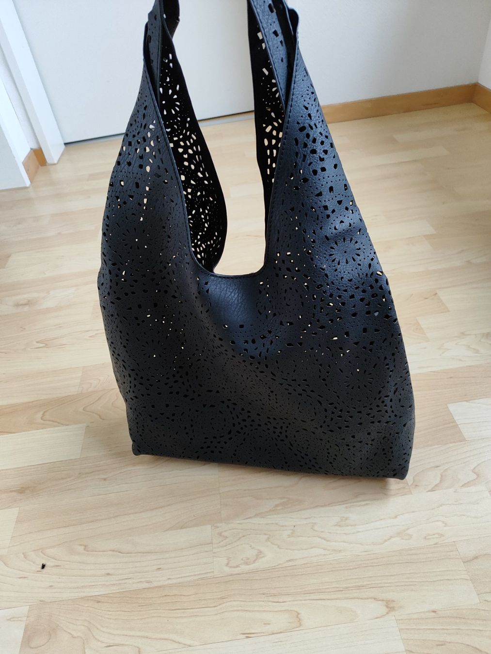 Taschen für Damen: Neue schöne Lederimitat Handtasche – Neu (gemäss Beschreibung) aus Seon von Mandes1 2
