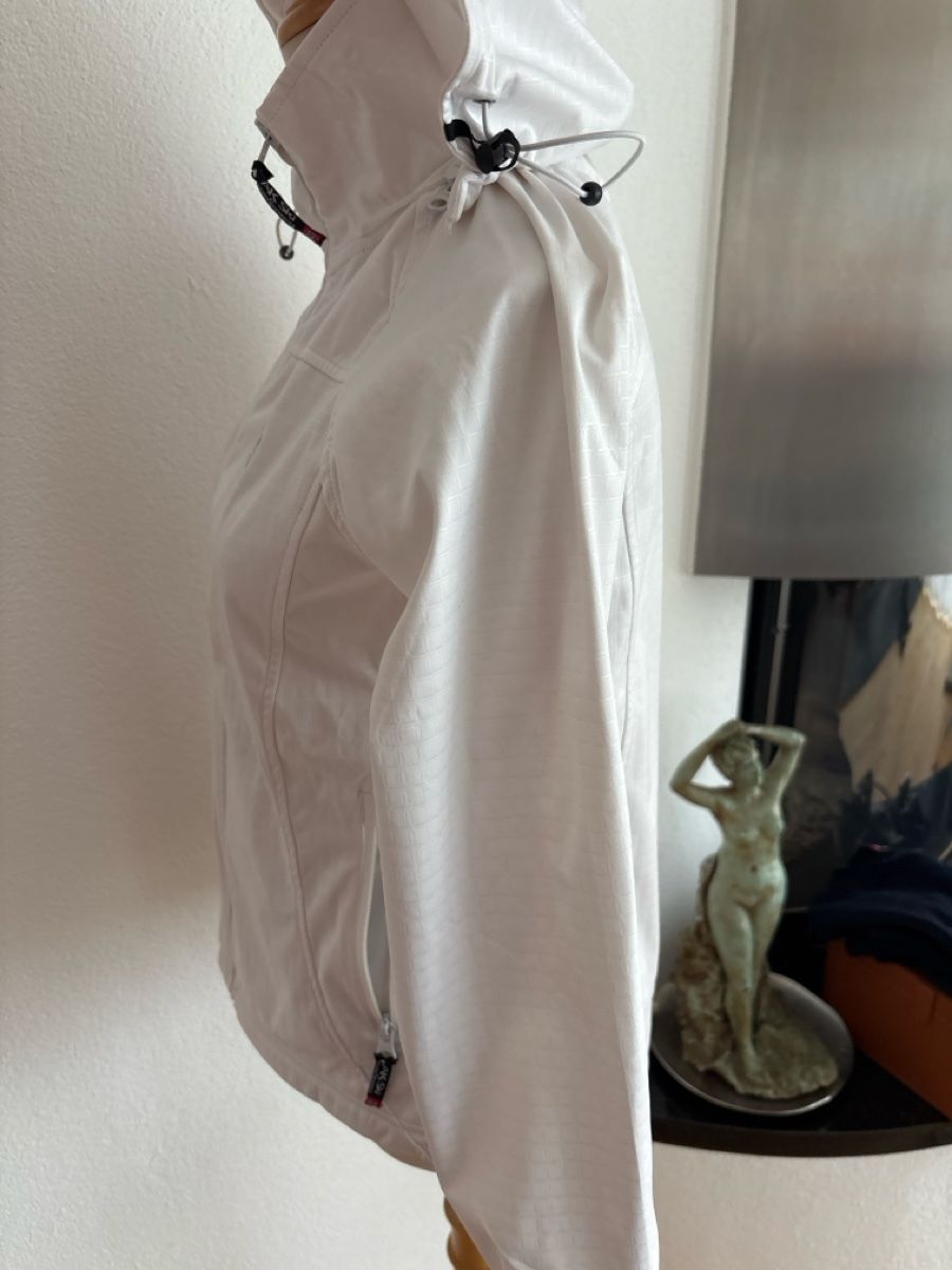 Giacche: AK Windjacke Gr 34/36 – Usato da Embrach venduto da Dmoney 1