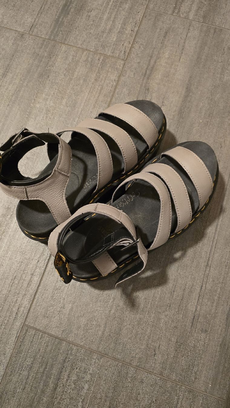 Dr. Martens Scarpe da donna: Dr.Martens Sandalen  – Usato da Serneus venduto da flower111