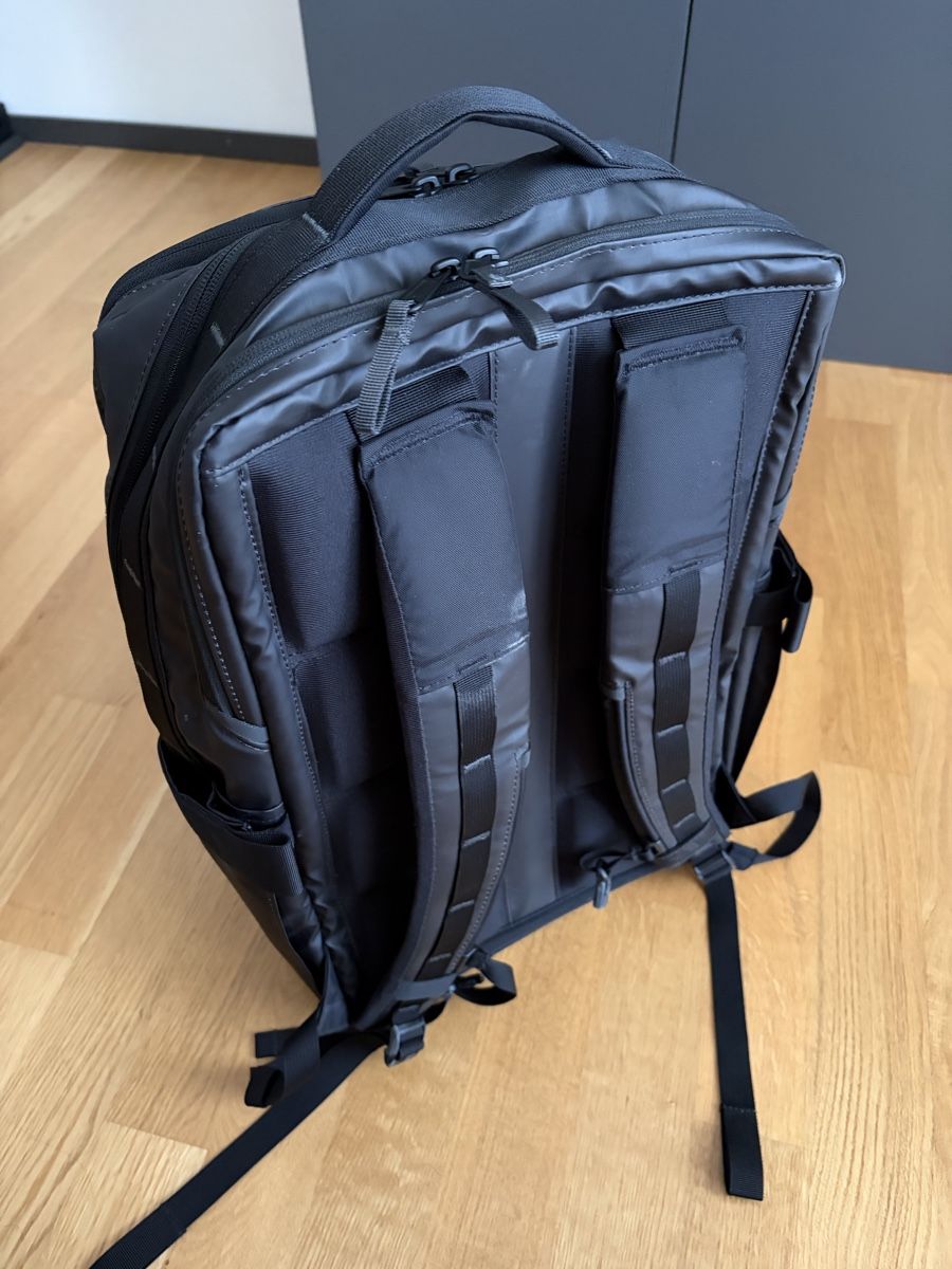 North Face Rucksäcke: North Face Base Camp Voyager Daypack – Gebraucht aus Gelterkinden von RYB01 2