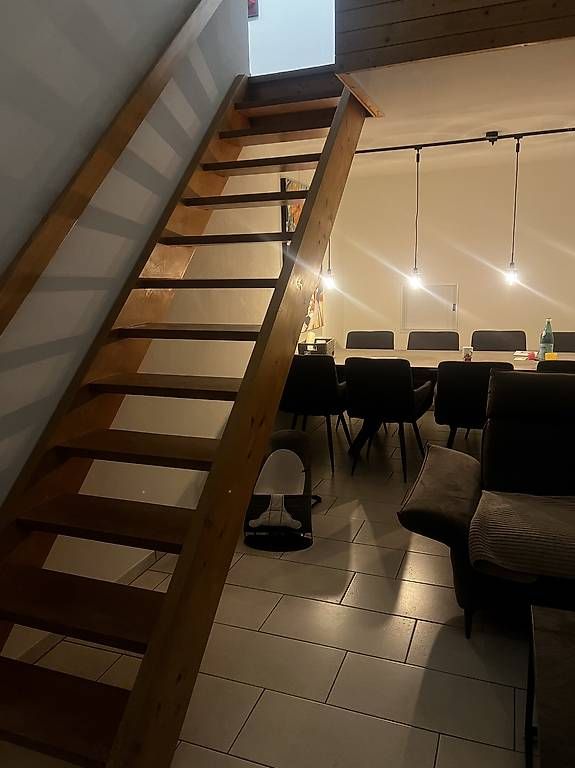 Treppen: Verkaufe Holztreppe – Gebraucht aus Fehraltorf von had_9lhx