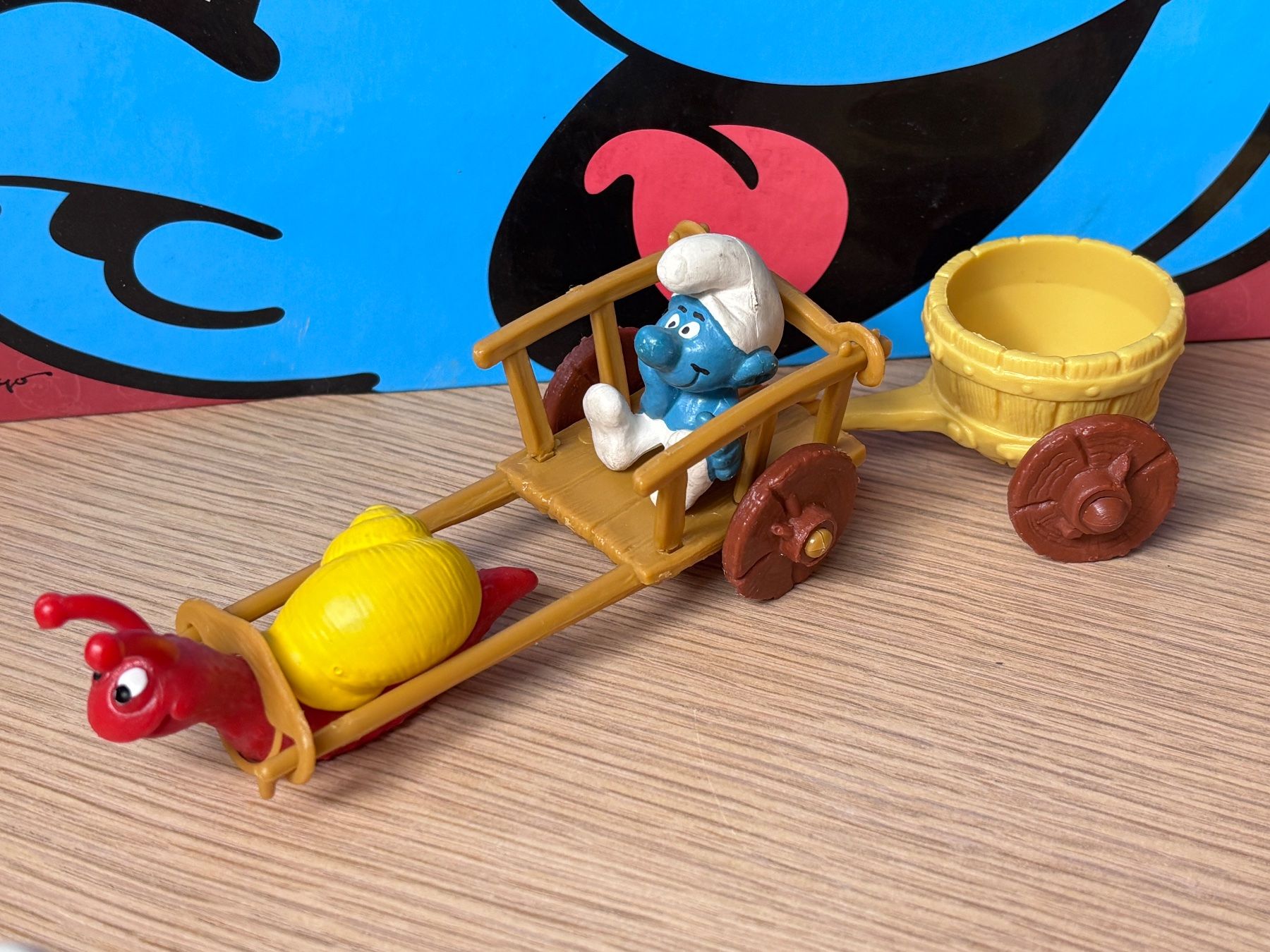 Schleich Statuette: Schnecken-Wagen mit Schlumpf – Usato da Lyss venduto da Duckszone