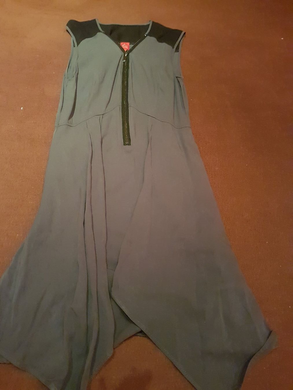 Vestiti: Robe taille 34 marque Miss – Usato da Villiers venduto da san_jn5w