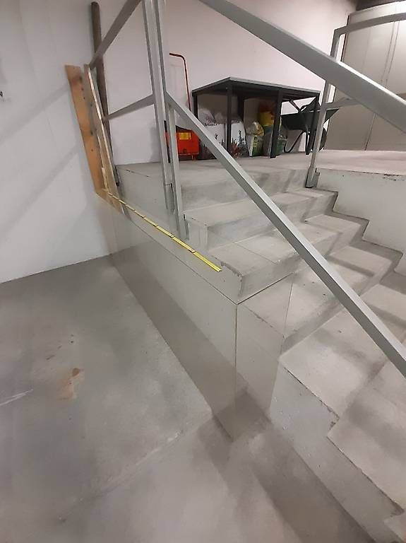 Bicchieri: Transparente Acryl-Abdeckung – Usato da Wetzikon venduto da Ivanek