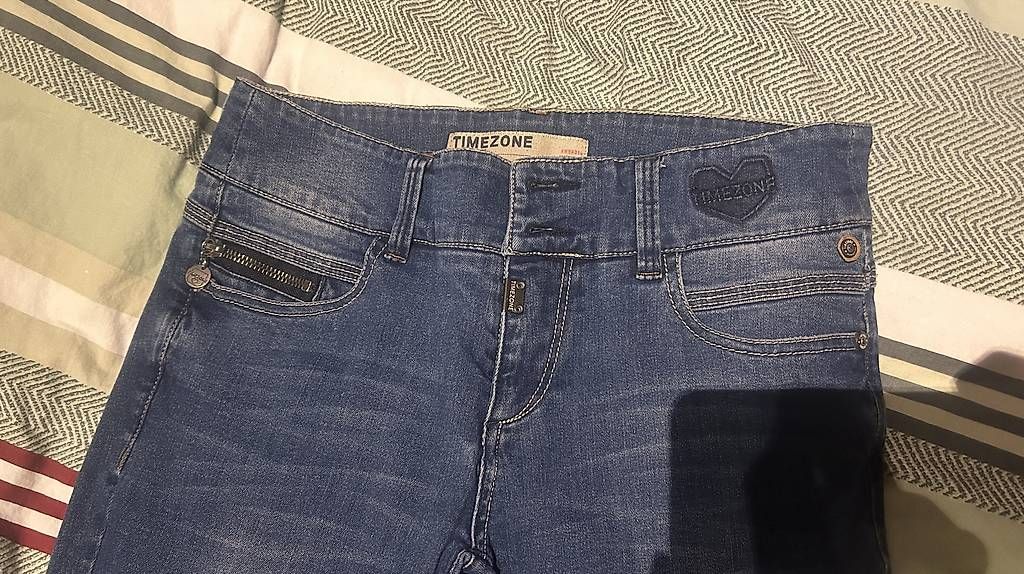 Jeans: Damen Jeans von Timezone W26 L32 – Usato da Münchenstein venduto da einElement 2