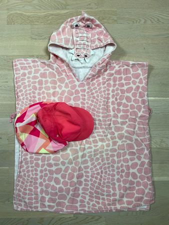 Badetuch und Sonnenkappe UV Schutz Reima (Grösse 50)