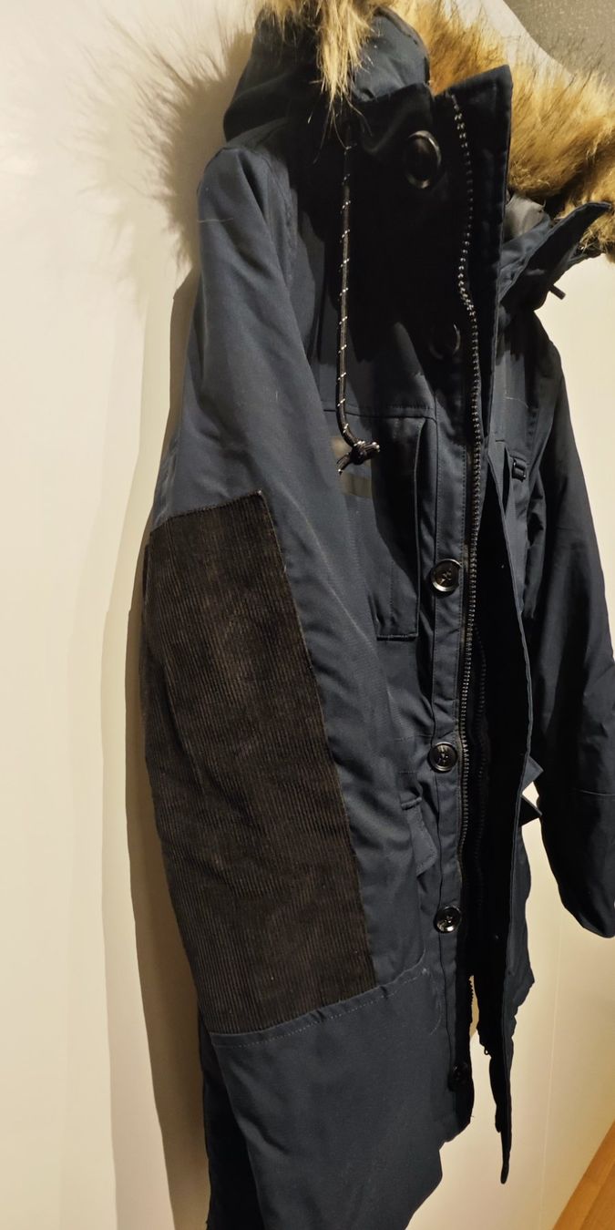Cappotti: Indigo Winterparka - Size S – Usato da Fislisbach venduto da GenerousClub 5