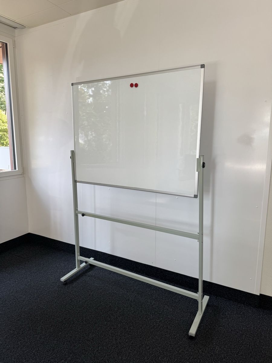 Lavagne: Whiteboard auf Rollen - magnetisch, höhenverstellbar – Usato da Zürich venduto da Egsakt