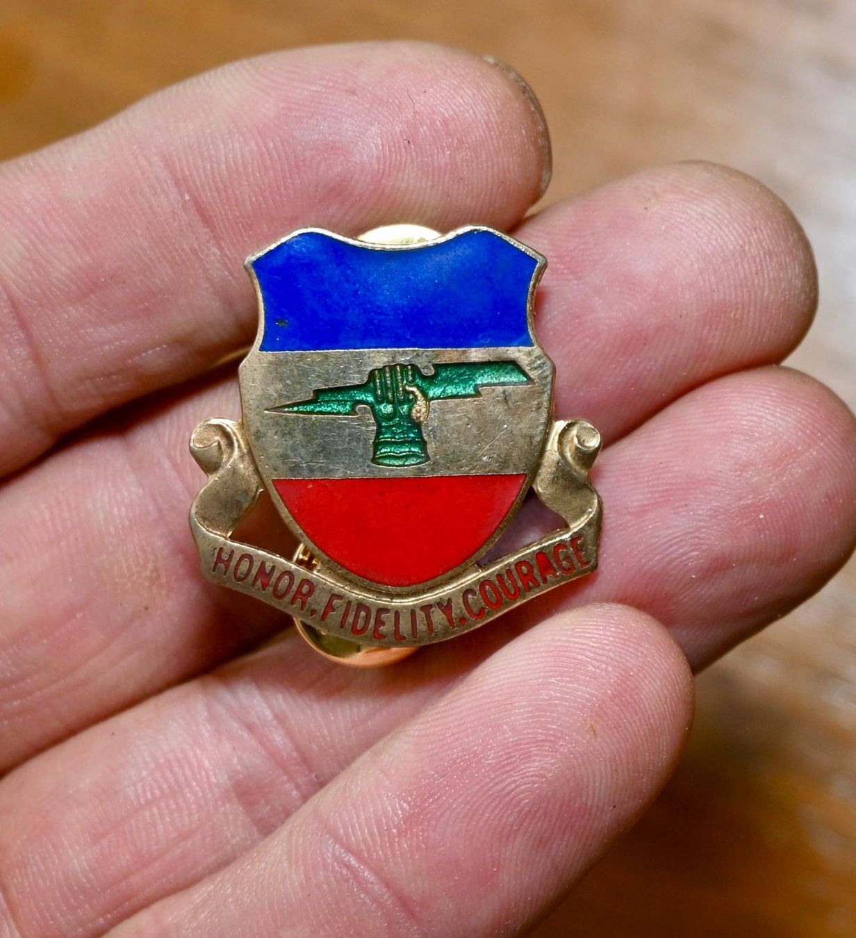 Placchette & Badge: VINTAGE US Army - 73rd ARMOR REGIMENT Emaille Pin – Usato da Pfaffhausen venduto da mono_rec 1
