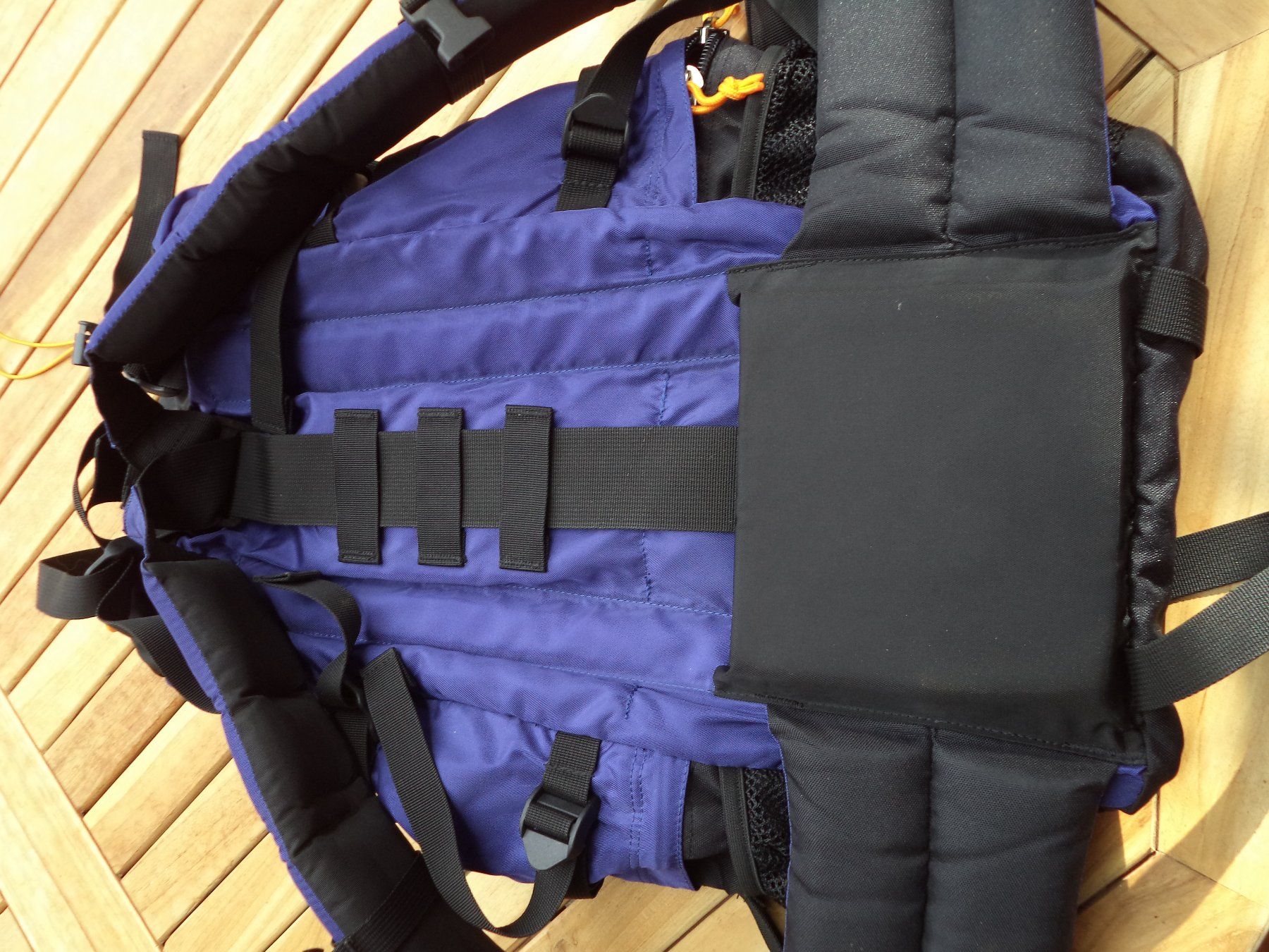 Zaini: new backpack – Nuovo (secondo la descrizione) da Champéry venduto da ced_vlj6 2