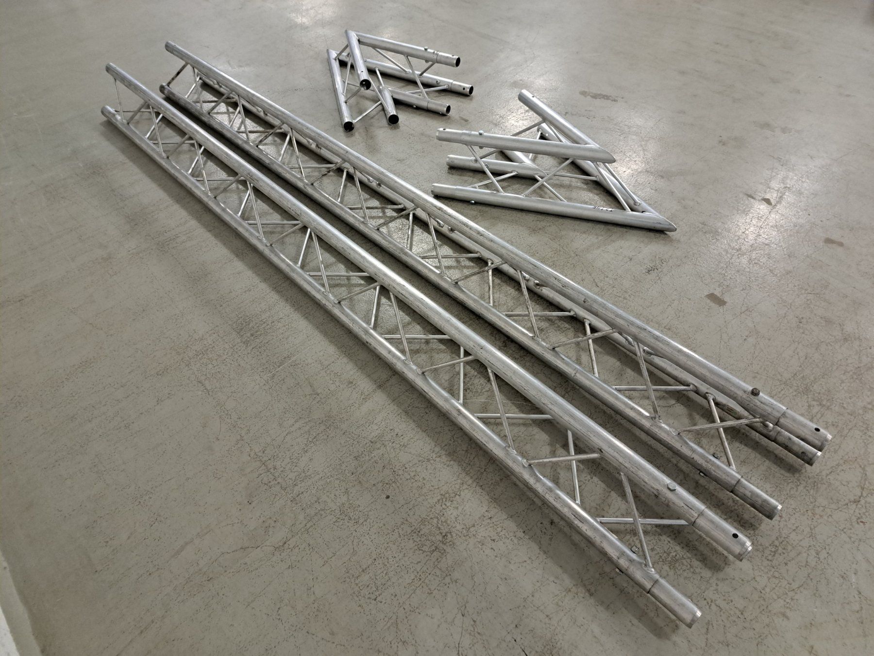 Truss: Trilite 3Punkt Traversen Set E vierteilig – Gebraucht aus Embrach von lichttechnik 3
