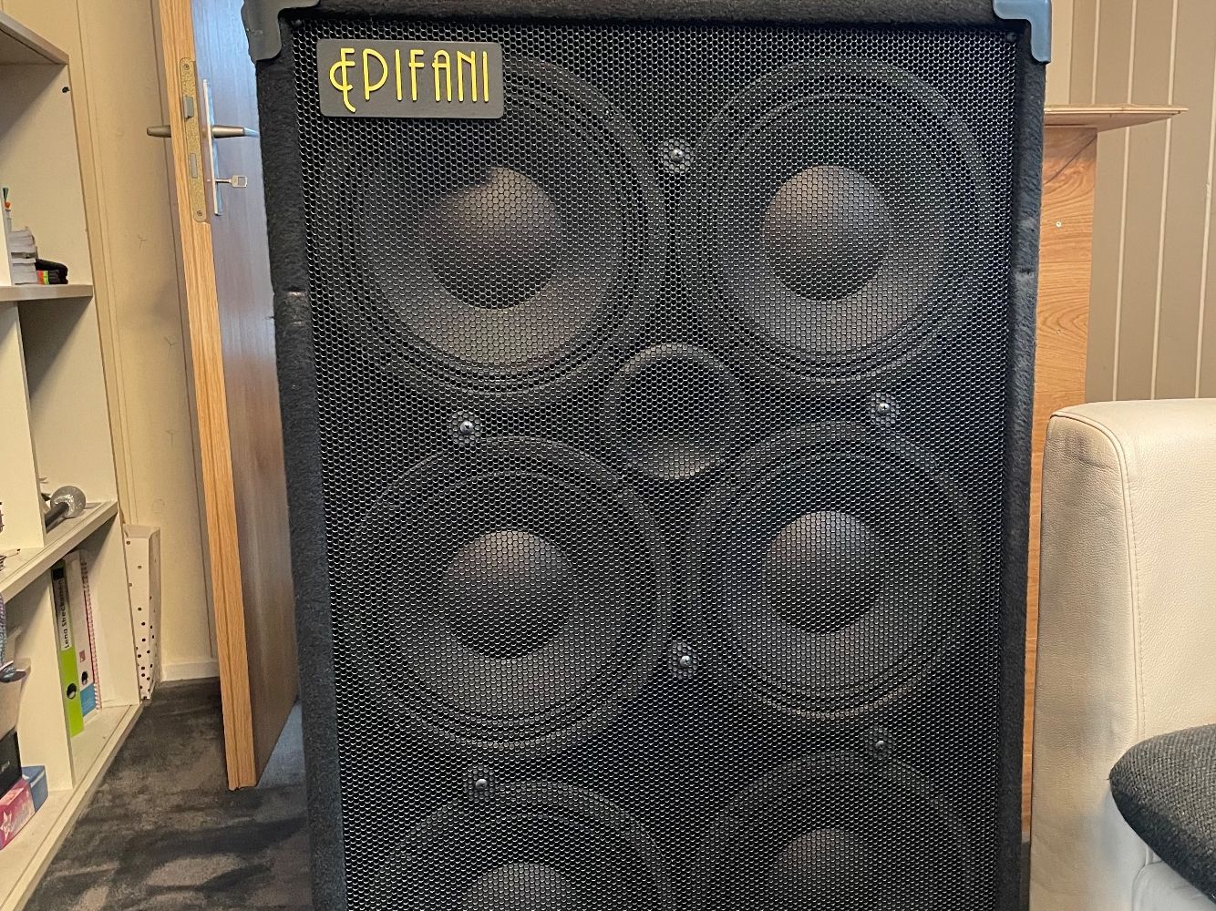 Strumenti musicali: Epifani Bass Box 610 - Selten! – Usato da egnach venduto da Ursbass