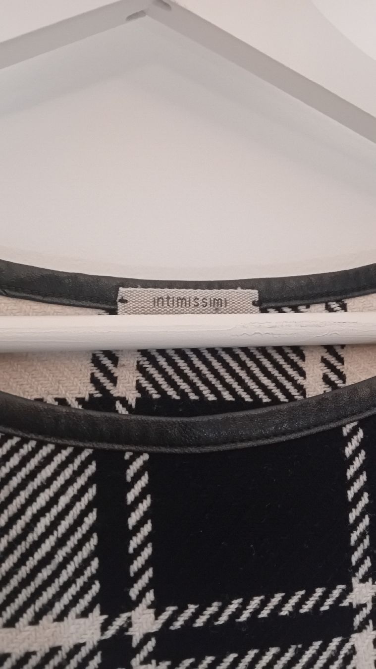 Intimissimi Top: Intimissimi Plaid Fringed Top. – Nuovo (secondo la descrizione) da Effretikon venduto da bal_g9ss 3
