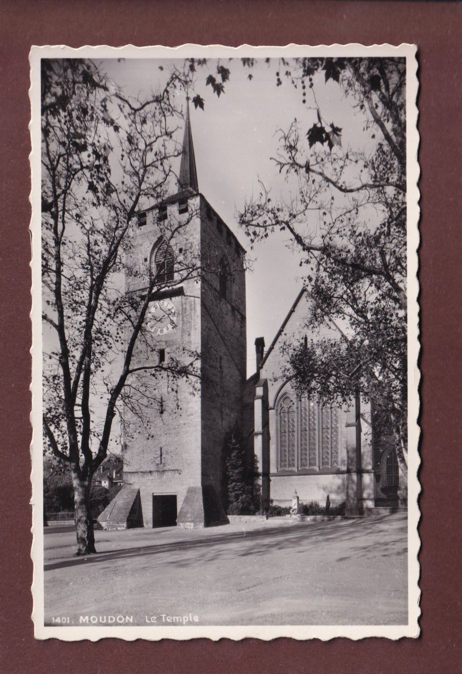 Cartoline postali: MOUDON - Le Temple – Usato da Pully venduto da nicecards-shop