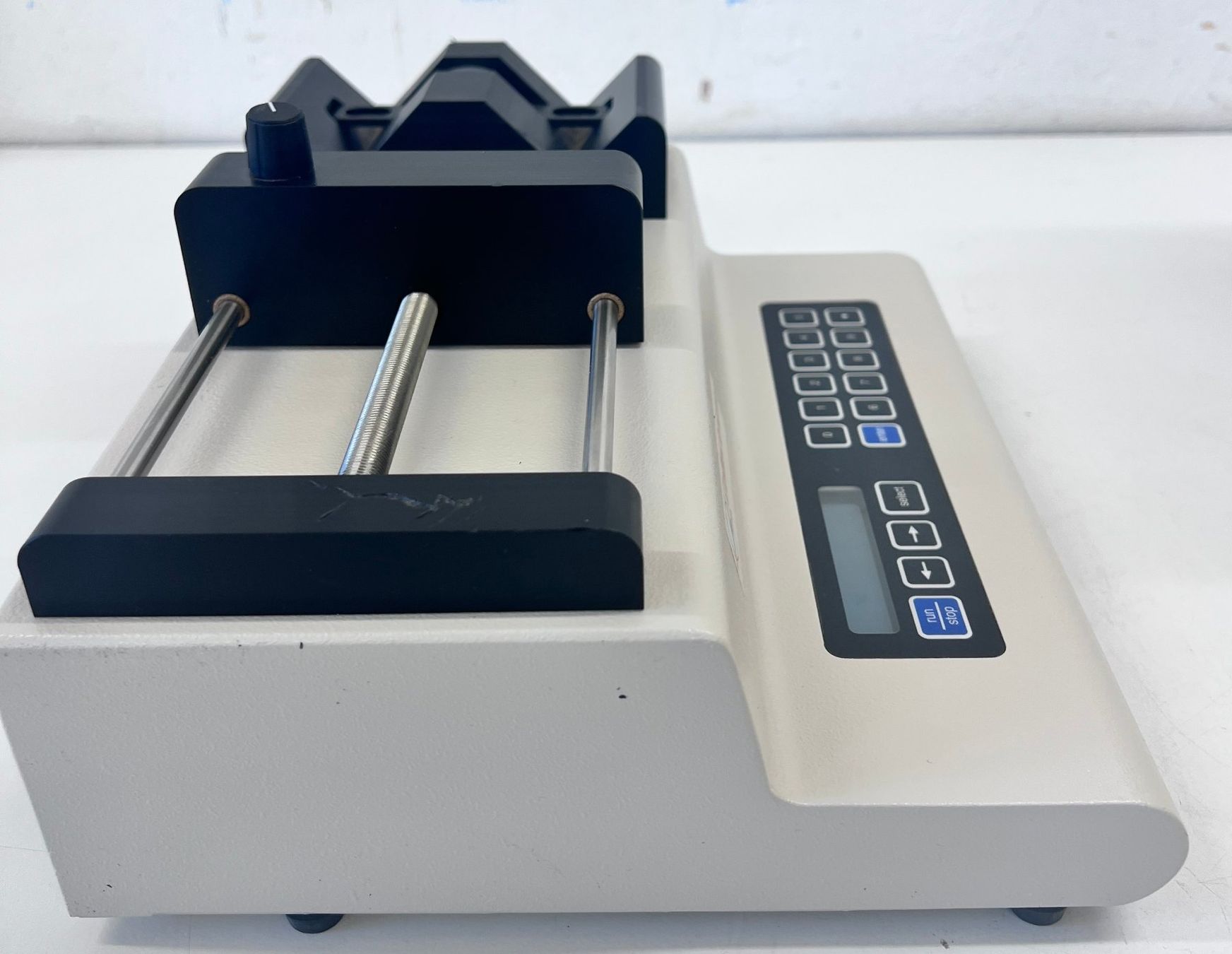 Accessori da laboratorio: KD Scientific Dual Syringe Pump – Usato da Niederdorf venduto da LeptonAG_Labor 2
