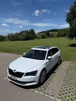 Skoda Superb Kombi 4x4 AHK Top Ausstattung 