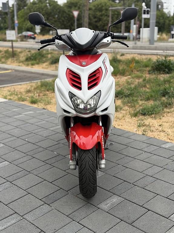 Scooters: Yamaha Aerox 50 ccm – D'occasion à Prilly par erdin78 1