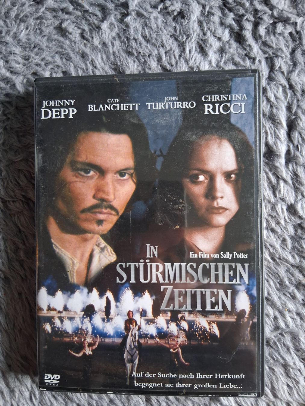 Tutti i DVDs: IN STÜRMISCHEN ZEITEN     DVD – Usato da Wetzikon ZH venduto da Ramones01