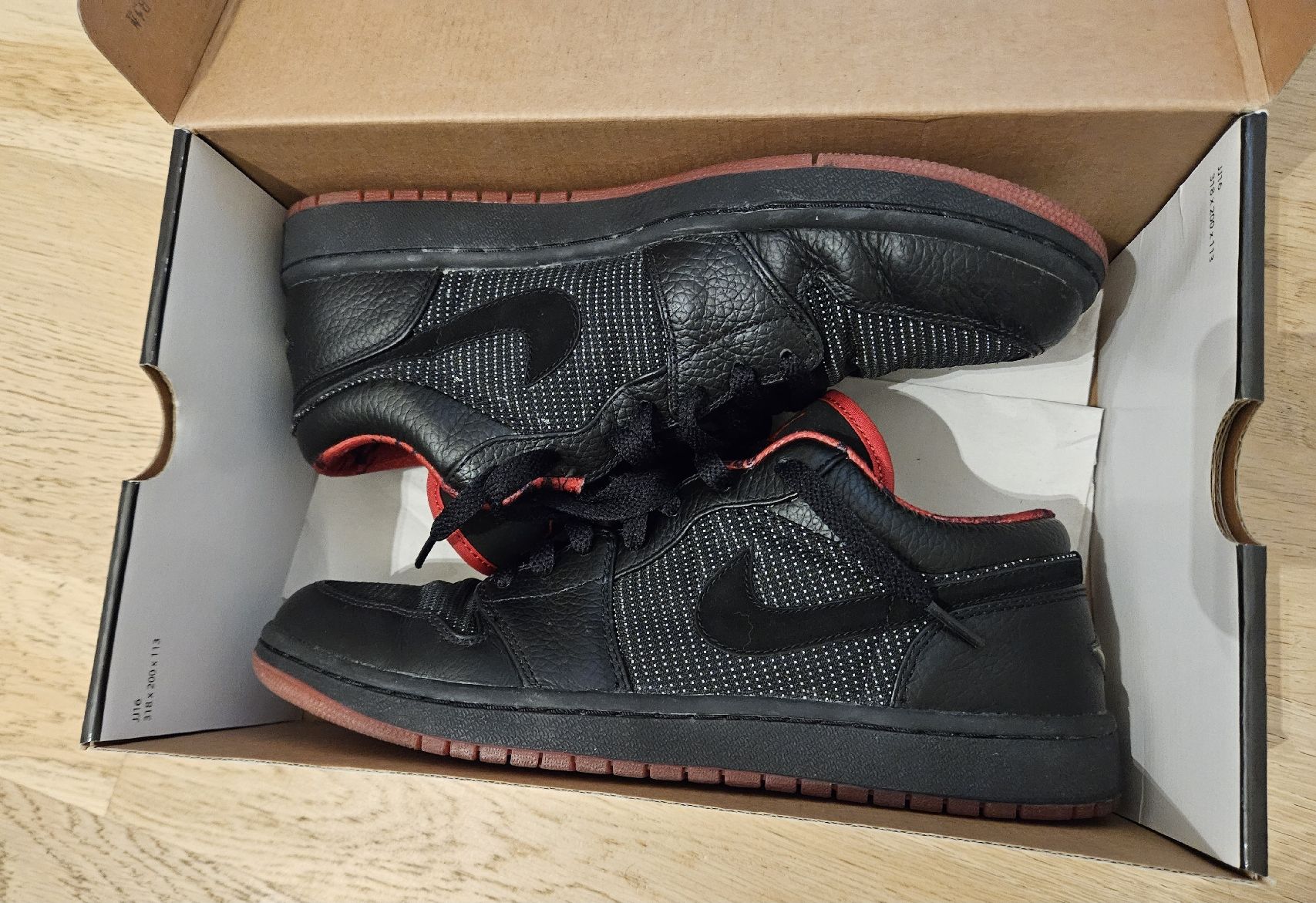 Nike Scarpe da uomo: air jordan 1 retro – Usato da Founex venduto da Ana_2412 2