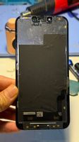 Écran original d iPhone 13 vitres fissuré